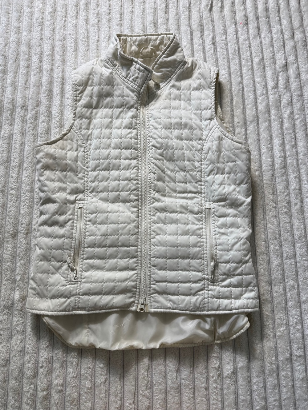 Outback Trading Co. Women's White Quilted Full Zip Lightweight Vest Size M